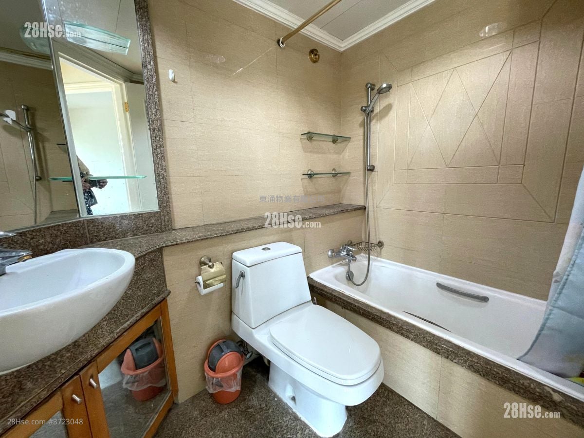 映湾园 售盘 3 房 , 2 浴室 956 平方尺