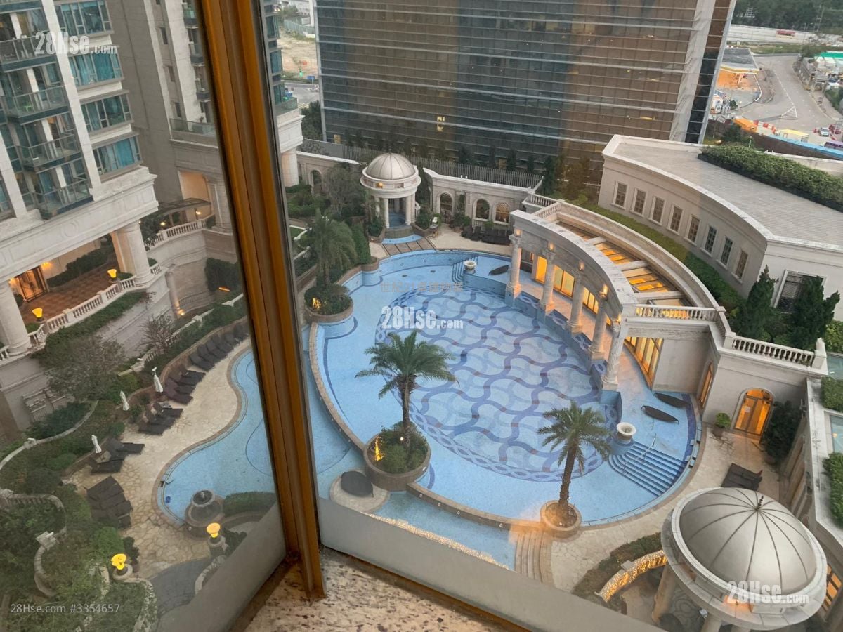 The Coronation Sell 1 Bedroom , 1 Bathroom 469 ft²