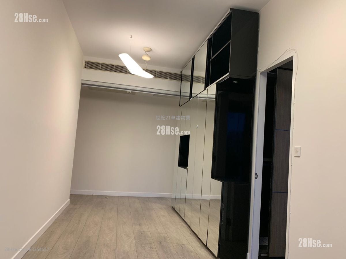 The Coronation Sell 1 Bedroom , 1 Bathroom 469 ft²