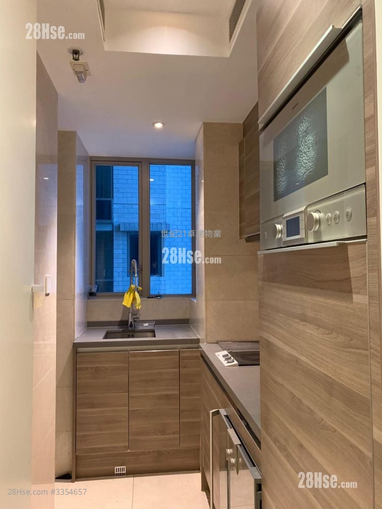 The Coronation Sell 1 Bedroom , 1 Bathroom 469 ft²