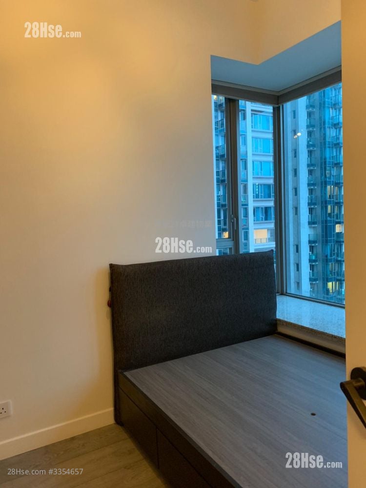 The Coronation Sell 1 Bedroom , 1 Bathroom 469 ft²