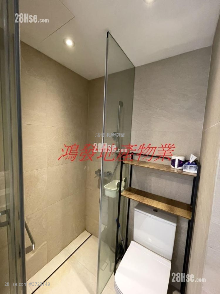 Novi Sell Studio , 1 Bathroom 182 ft²