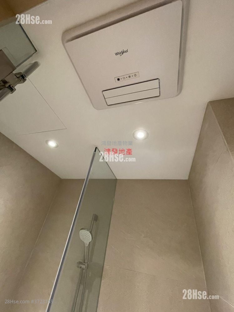 Novi Sell Studio , 1 Bathroom 182 ft²