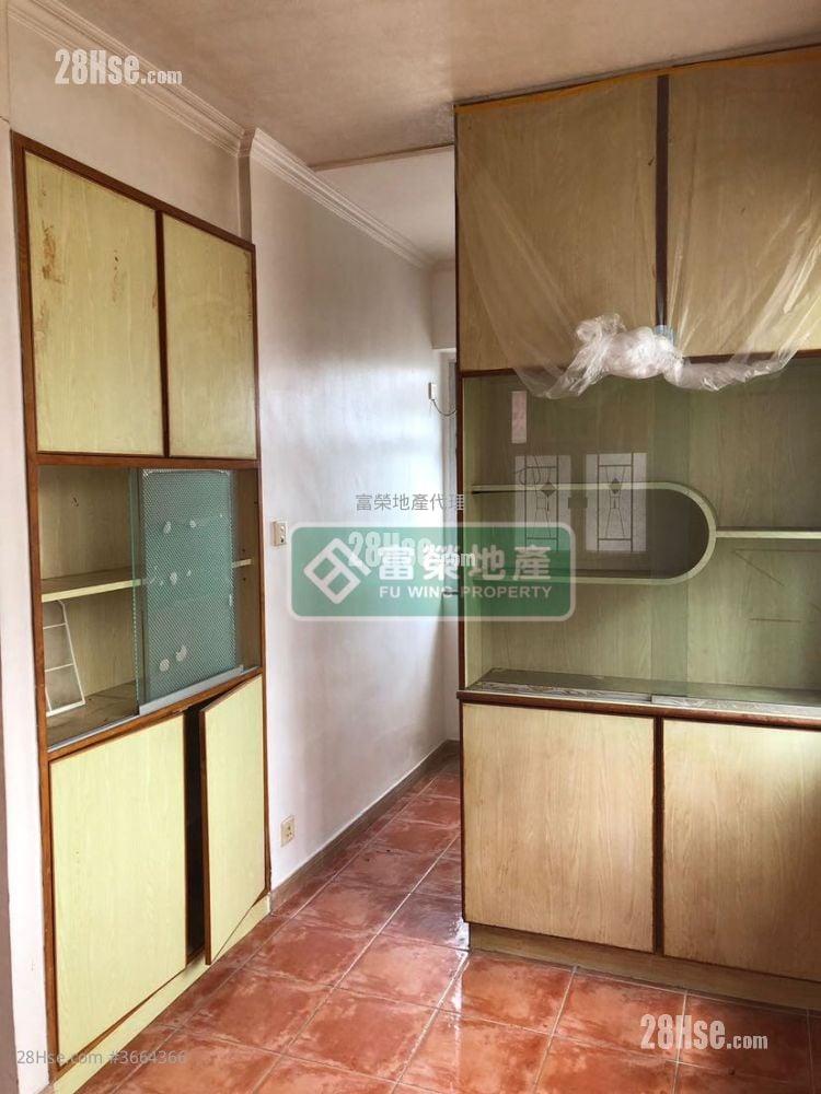 生发大厦 售盘 2 房 , 1 浴室 349 平方尺