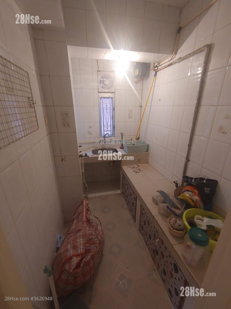 崇义楼 售盘 3 房 , 1 浴室 446 平方尺