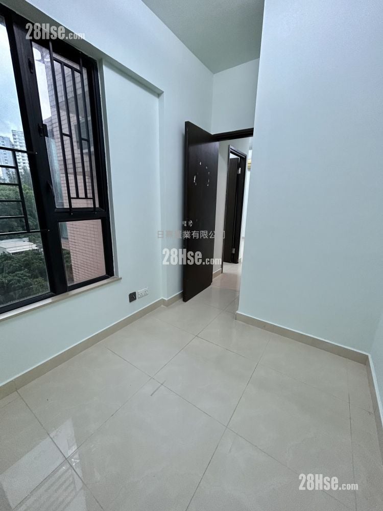 显峰 售盘 2 房 , 1 浴室 404 平方尺