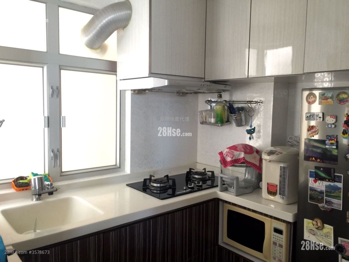 Chuen Fai Centre Sell 1 Bedroom , 1 Bathroom 312 ft²