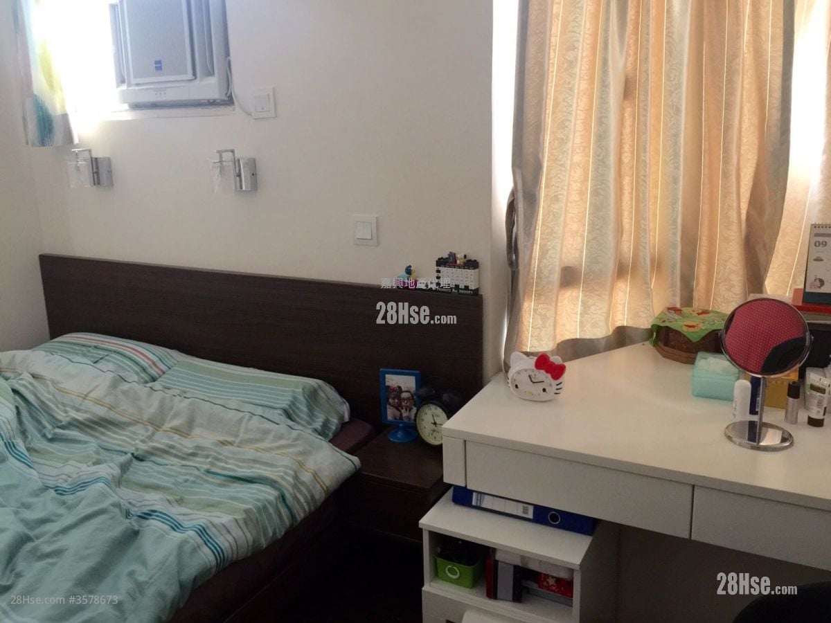 Chuen Fai Centre Sell 1 Bedroom , 1 Bathroom 312 ft²