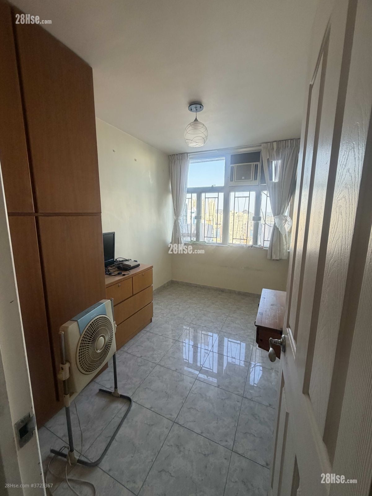 东熹苑 售盘 3 房 , 1 浴室 598 平方尺