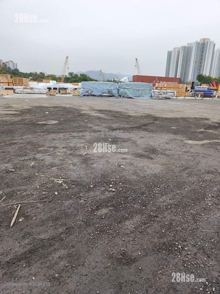 土地 租盘 1 浴室 40,000 平方尺