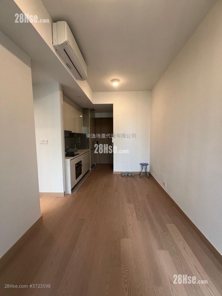 Seasons Place 售盘 453 平方尺