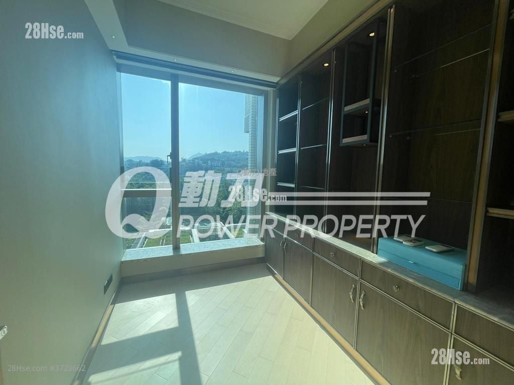 逸珑园 租盘 2 房 691 平方尺