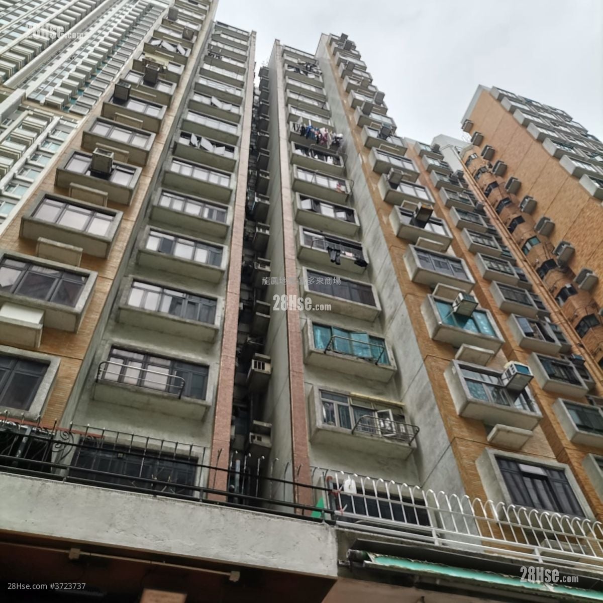 荣裕阁 售盘 3 房 , 1 浴室 408 平方尺