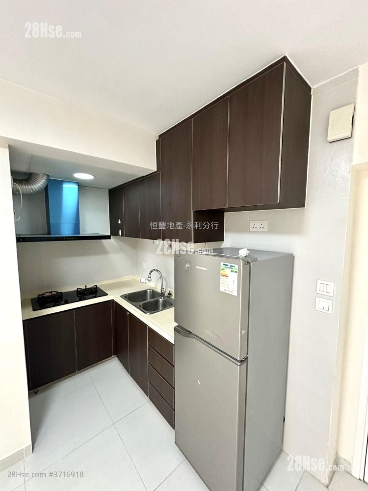 Gold Mine Building Rental 2 Bedrooms , 1 Bathroom 260 ft²