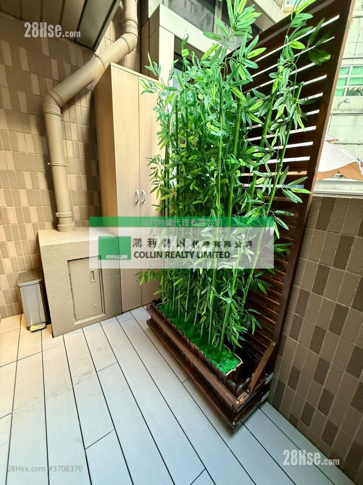 Uptify Sell Studio , 1 Bathroom 179 ft²