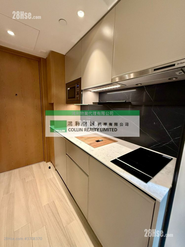 Uptify Sell Studio , 1 Bathroom 179 ft²