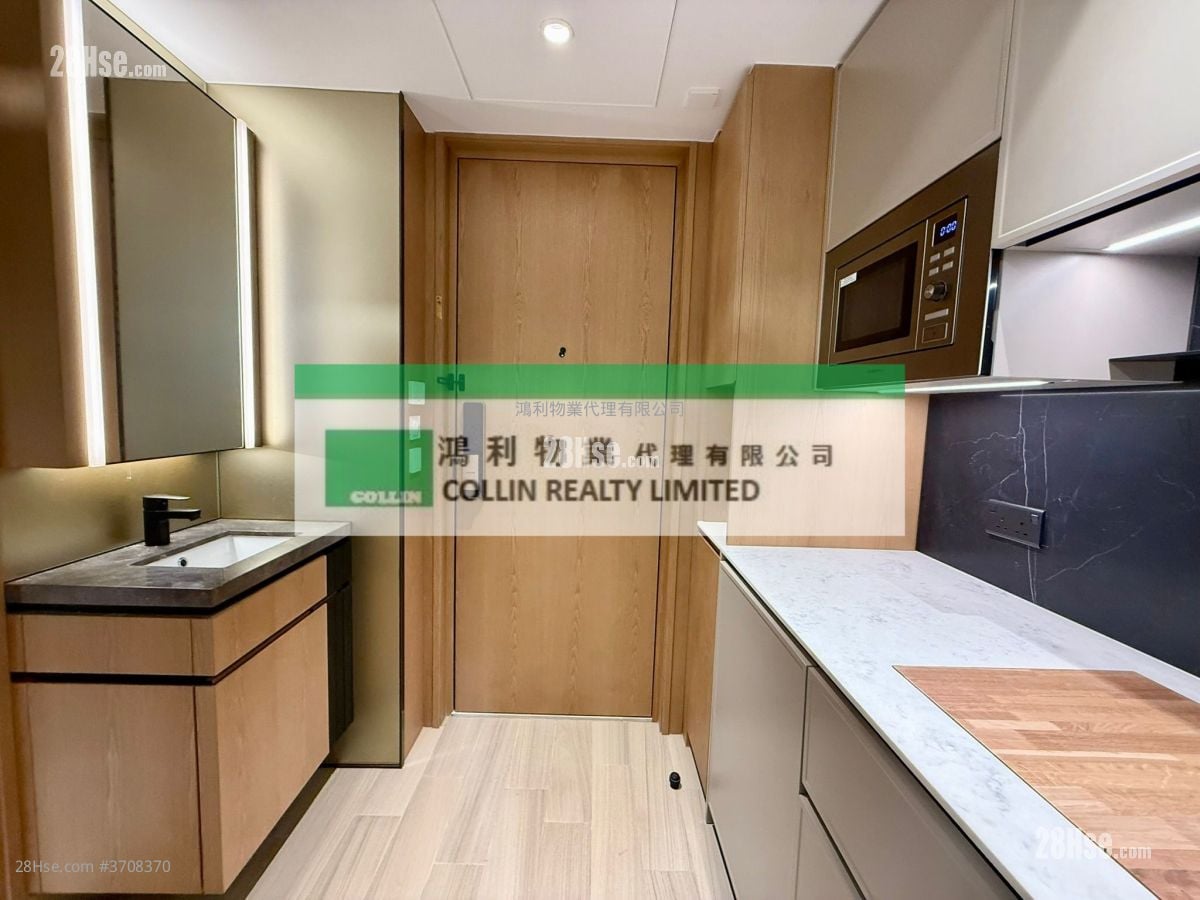 Uptify Sell Studio , 1 Bathroom 179 ft²