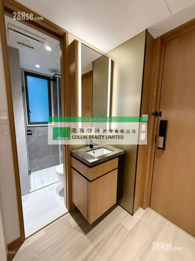 Uptify Sell Studio , 1 Bathroom 179 ft²