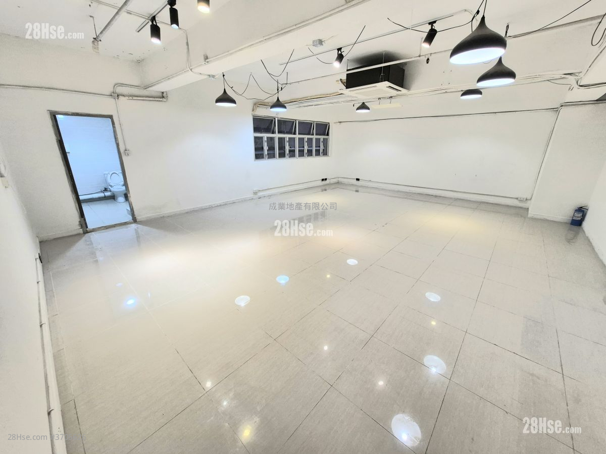 榮盛工業大廈 租盤