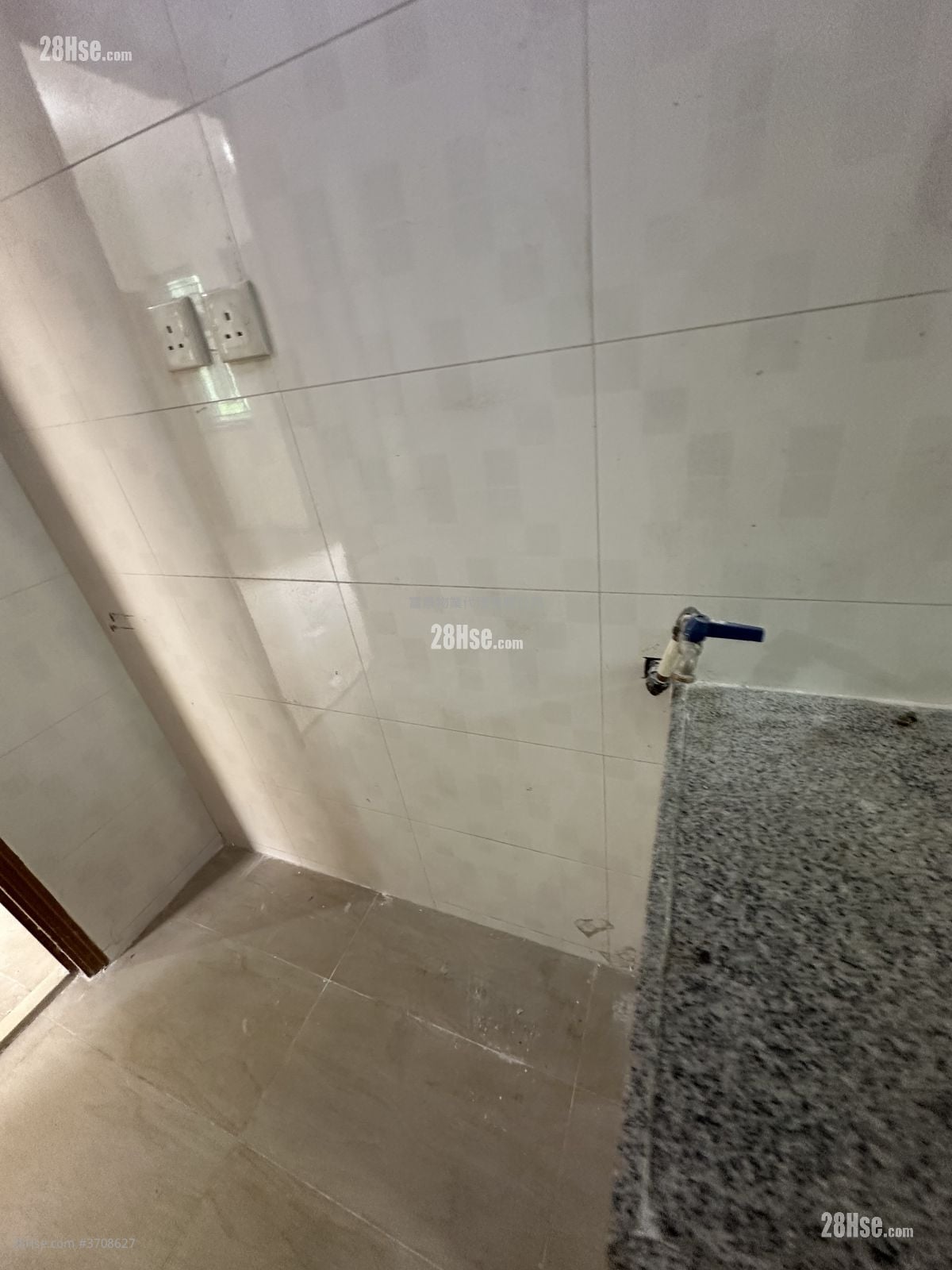 紫田村 租盘 1 房 , 1 浴室 350 平方尺