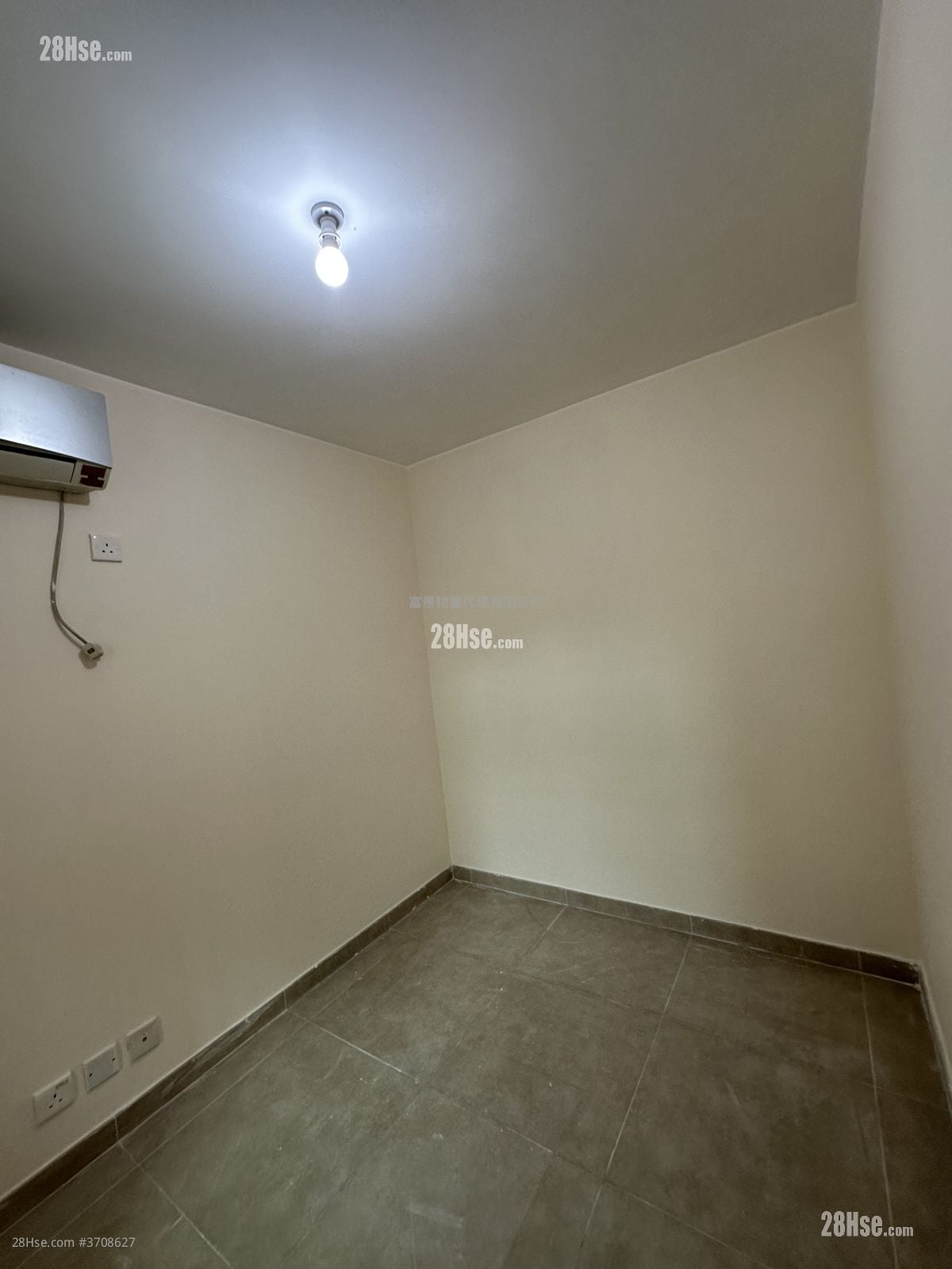 紫田村 租盘 1 房 , 1 浴室 350 平方尺