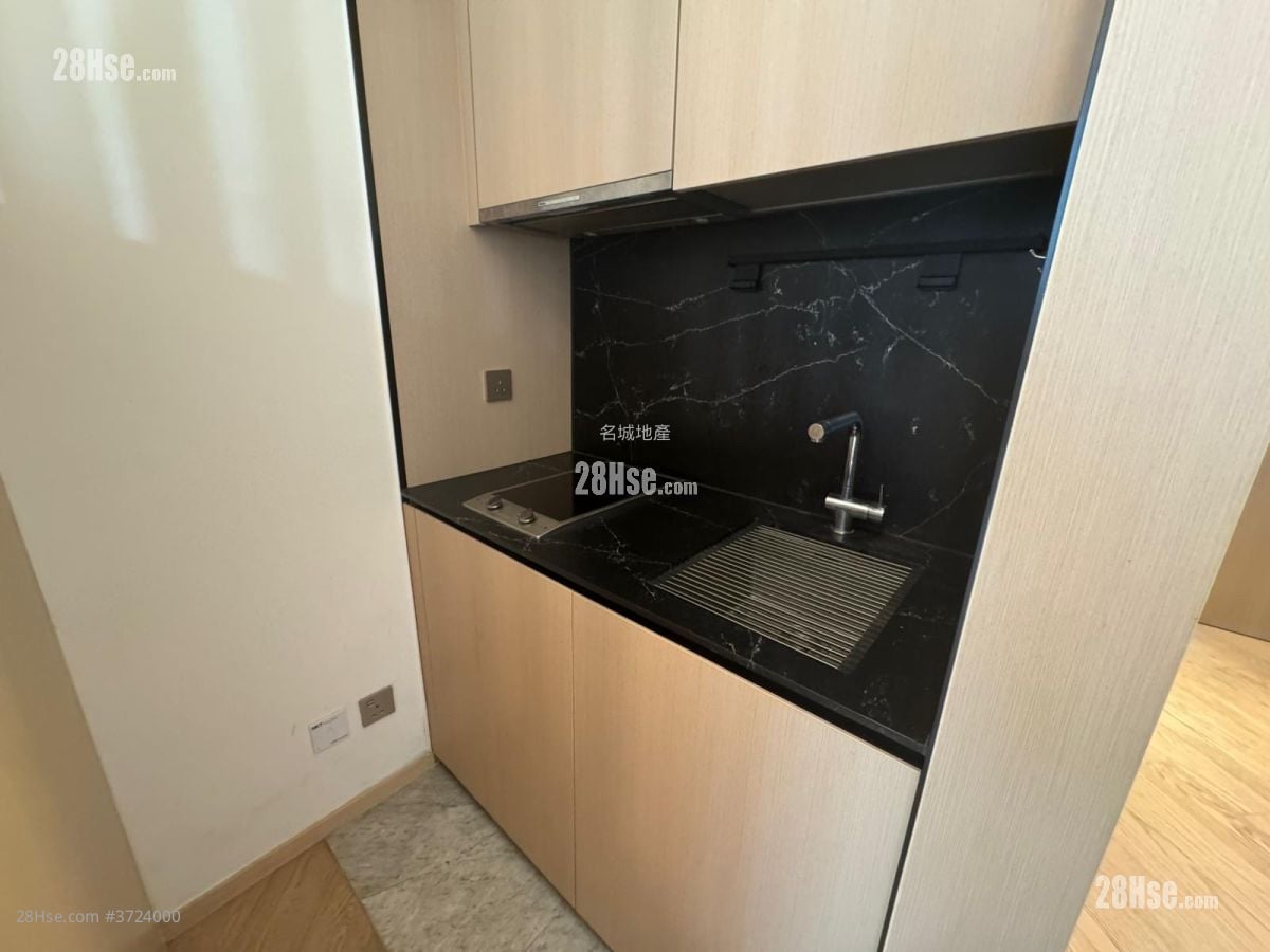 The Met. Acappella Rental 399 ft²