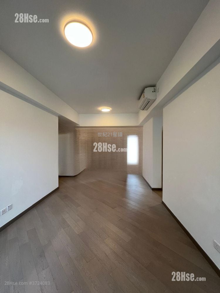 Upper River Bank Sell 3 Bedrooms , 2 Bathrooms 844 ft²