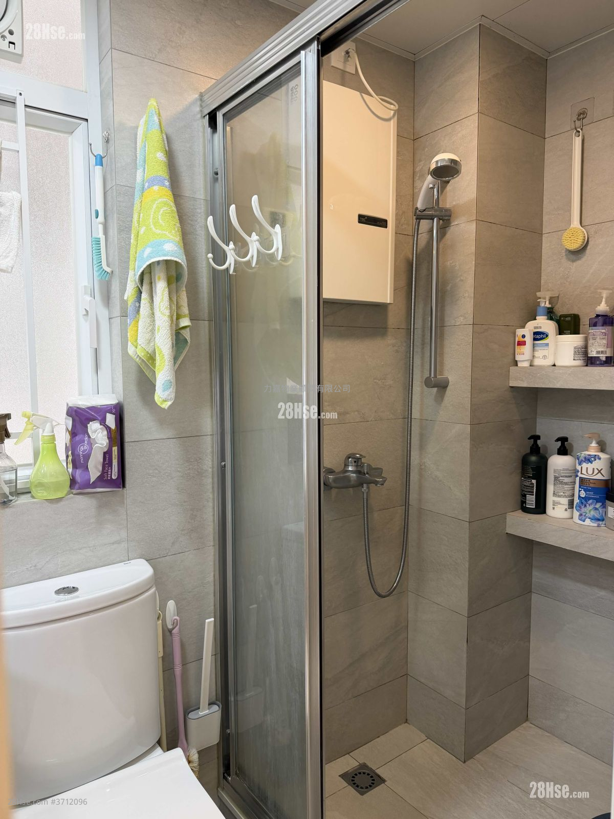 興漢大廈 售盤 4 房 , 2 浴室 907 平方呎