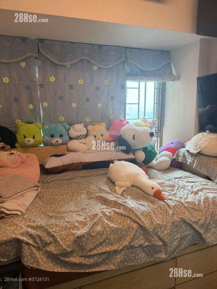 Bellagio Sell 3 Bedrooms , 2 Bathrooms 818 ft²