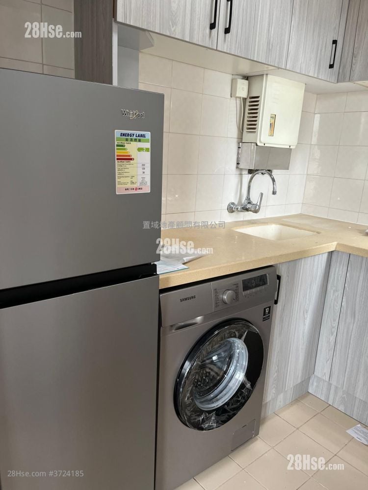 建华花园 售盘 2 房 , 1 浴室 398 平方尺