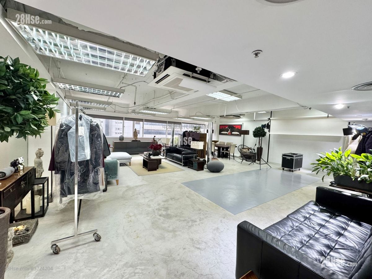 Elite Industrial Centre Rental 3 Bedrooms , 2 Toilets 2,565 ft²