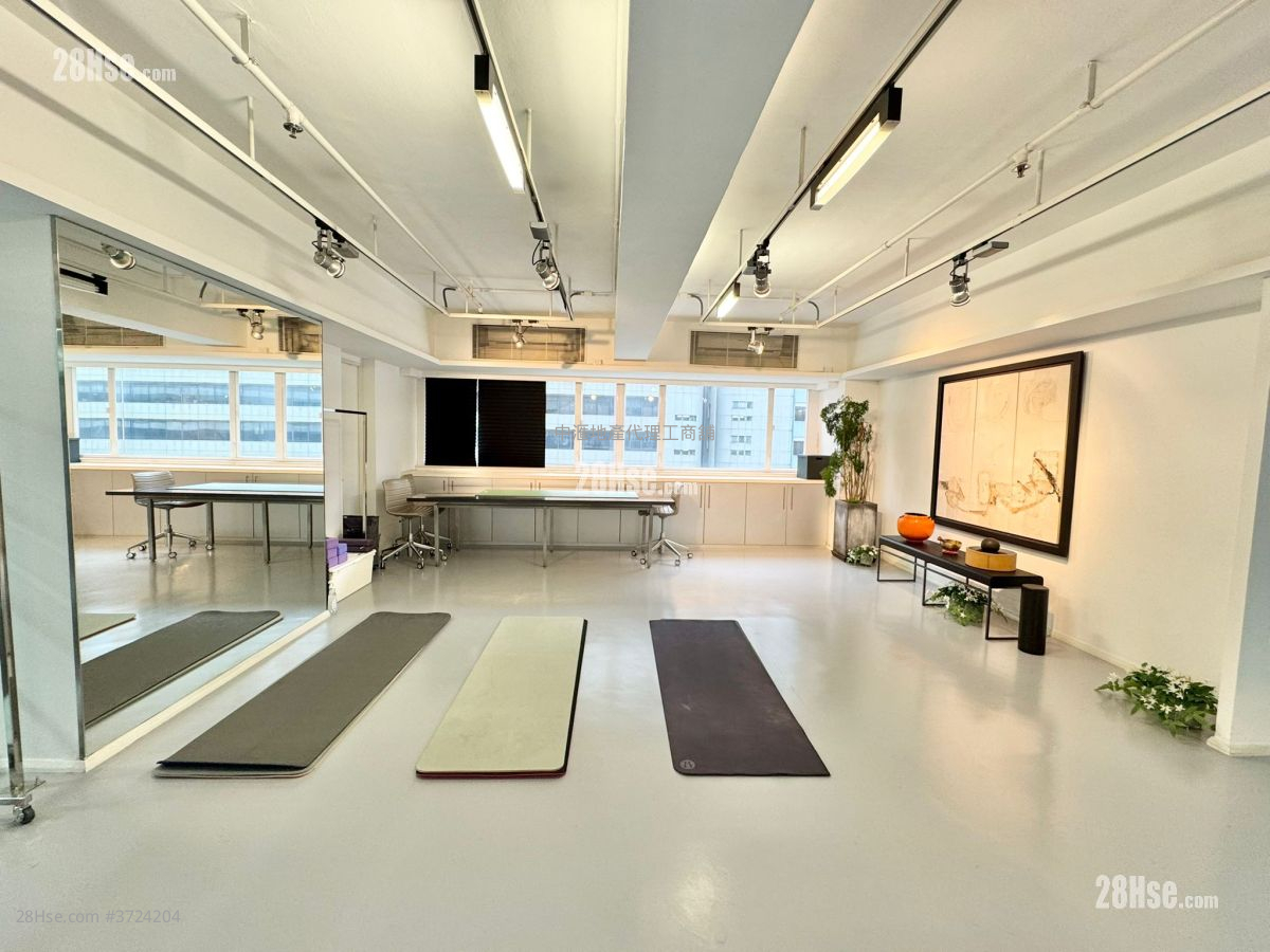 Elite Industrial Centre Rental 3 Bedrooms , 2 Toilets 2,565 ft²