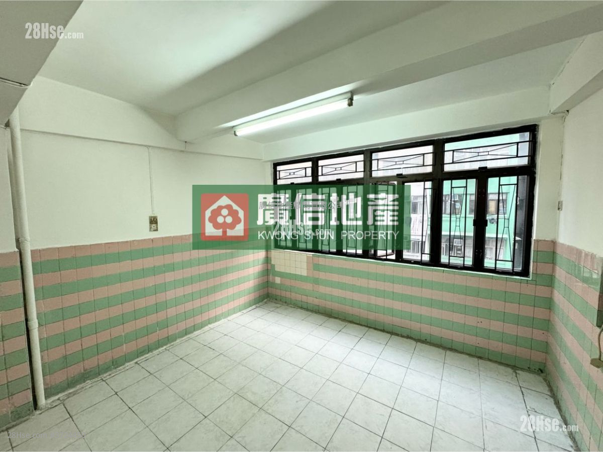 中美樓 售盤 3 房 , 1 浴室 545 平方呎