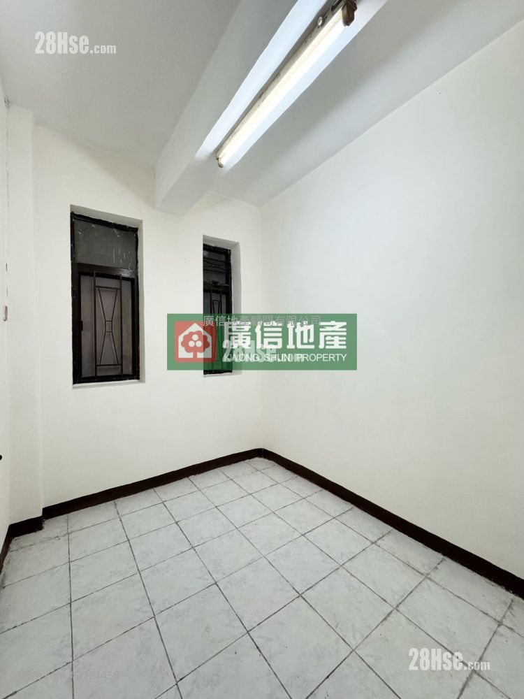 中美樓 售盤 3 房 , 1 浴室 545 平方呎