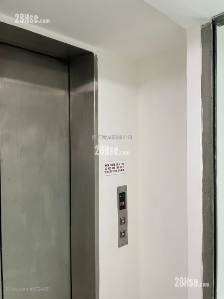 鸿曙商业大厦 售盘 开放式间隔