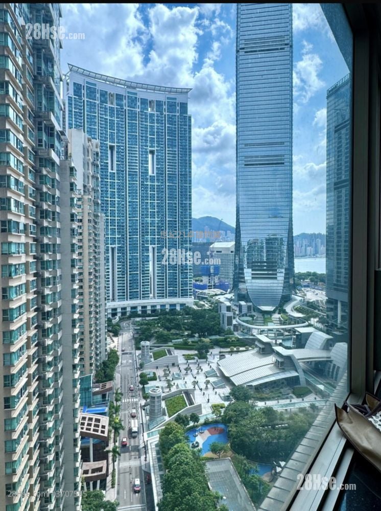 擎天半岛 售盘 2 房 , 2 浴室 620 平方尺