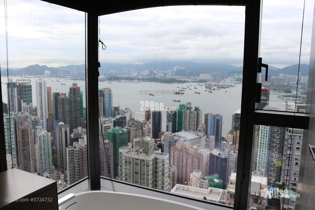 Alassio Sell 2 Bedrooms , 2 Bathrooms 1,007 ft²