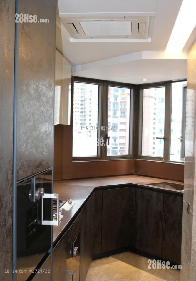 Alassio Sell 2 Bedrooms , 2 Bathrooms 1,007 ft²