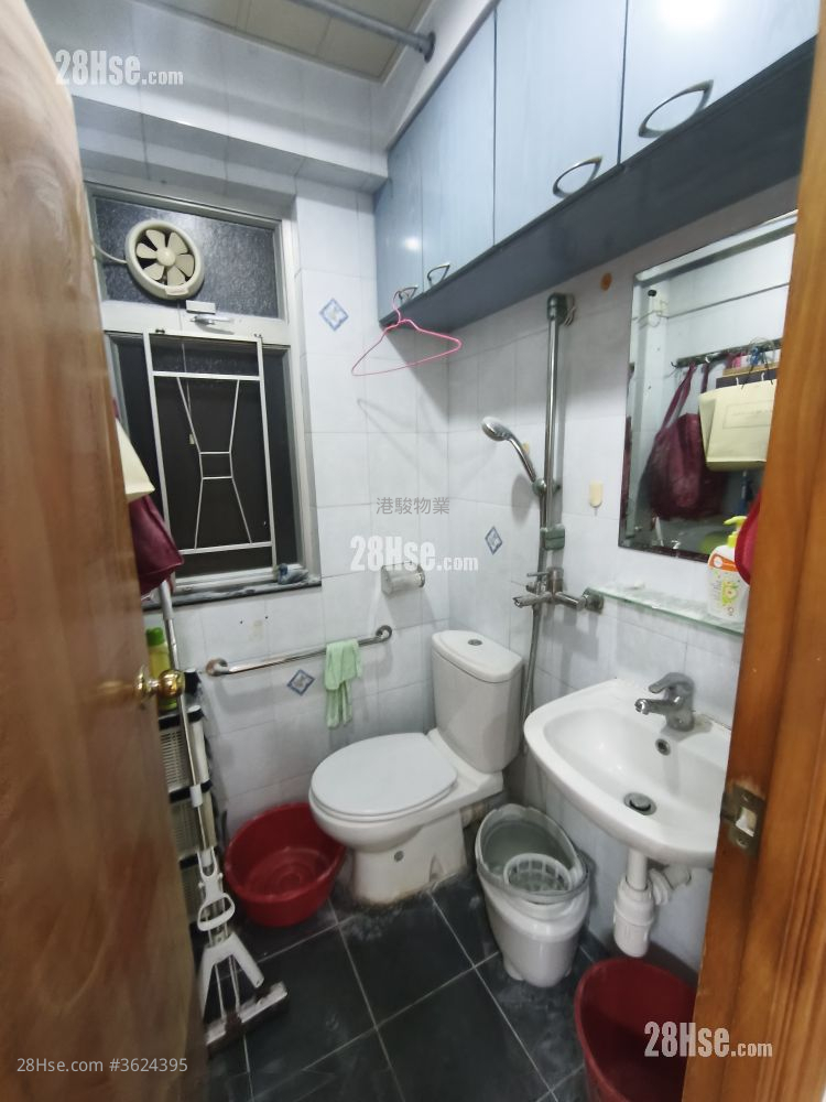 15 Grampian Road Sell 3 Bedrooms , 2 Bathrooms 836 ft²