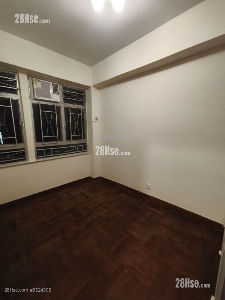 15 Grampian Road Sell 3 Bedrooms , 2 Bathrooms 836 ft²