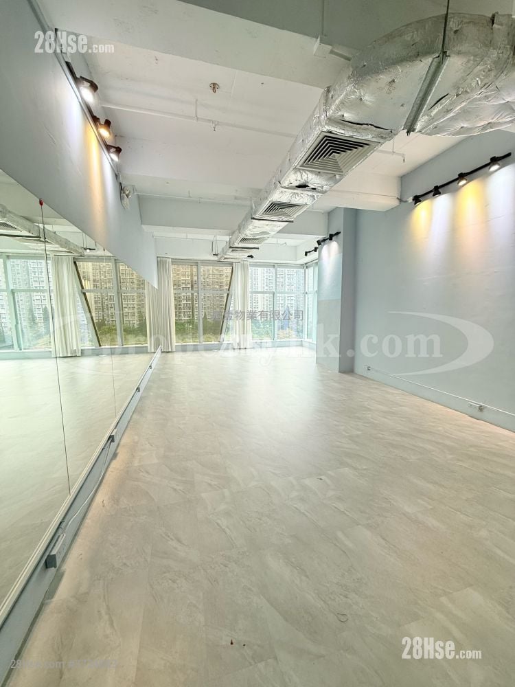 皇廷广场 租盘 670 平方尺