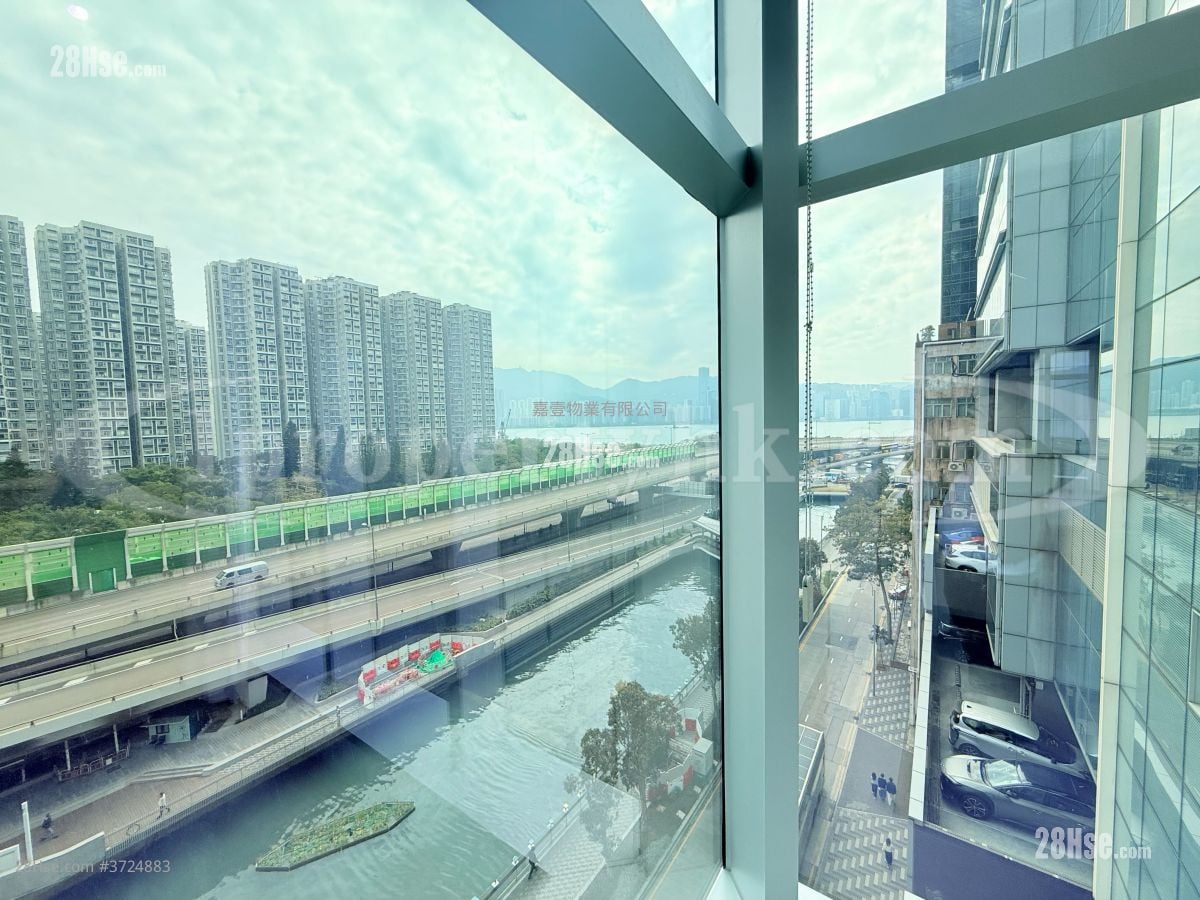 皇廷广场 租盘 670 平方尺