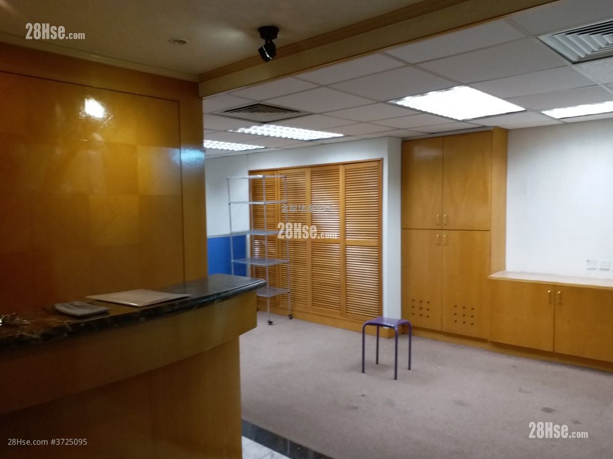 金龙工业中心 租盘 1,000 平方尺