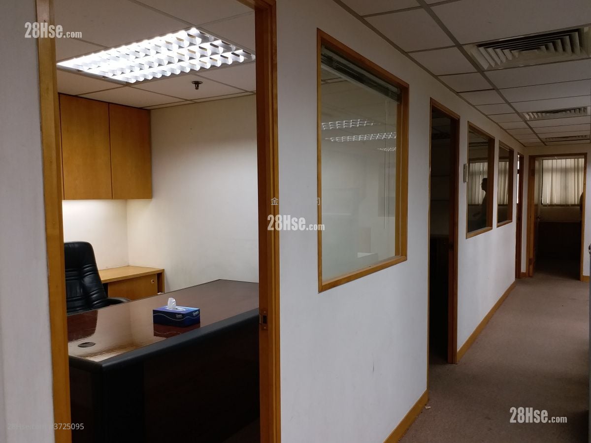 金龙工业中心 租盘 1,000 平方尺