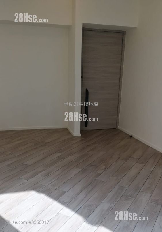 Fleur Pavilia Sell 2 Bedrooms , 1 Bathroom 799 ft²