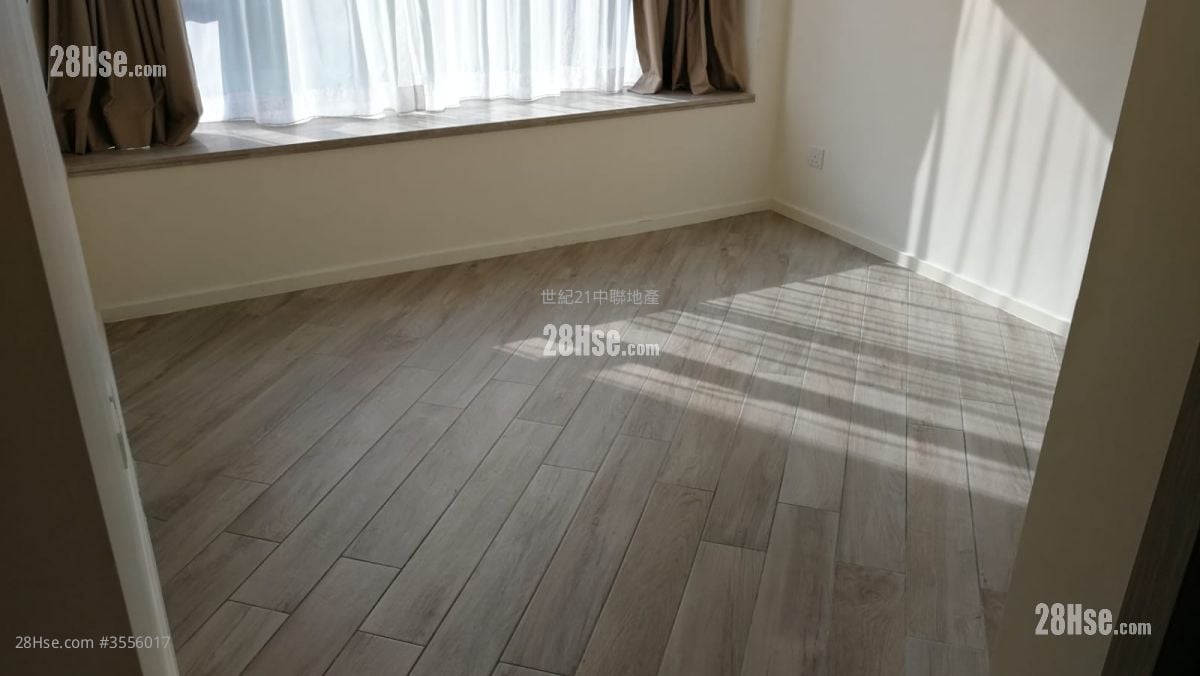 Fleur Pavilia Sell 2 Bedrooms , 1 Bathroom 799 ft²