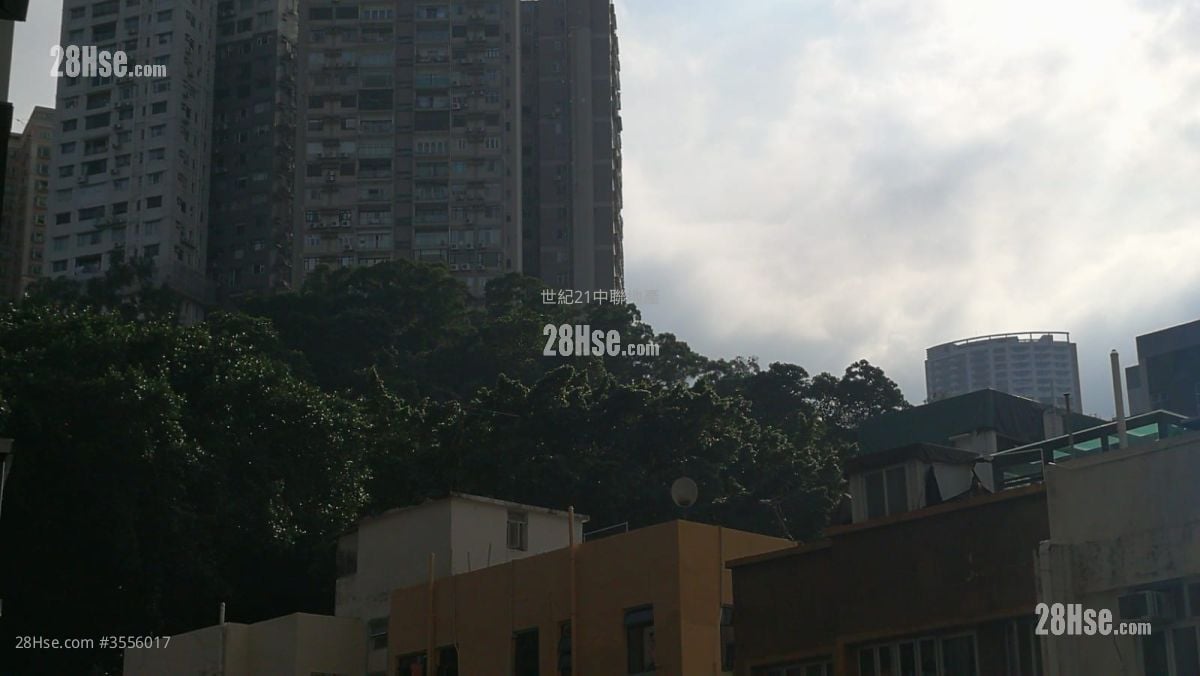 Fleur Pavilia Sell 2 Bedrooms , 1 Bathroom 799 ft²