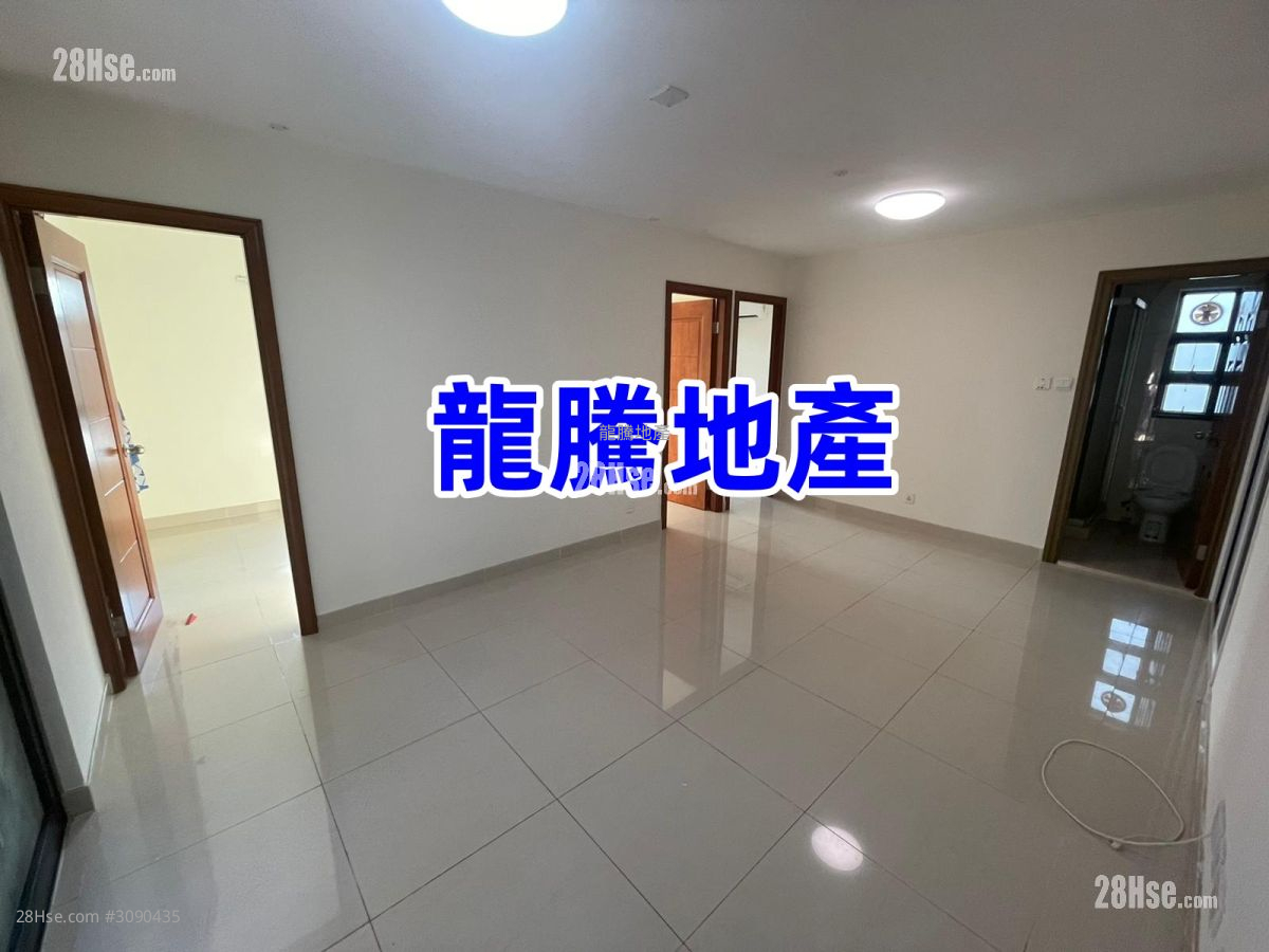 村屋 售盘 3 房 , 2 浴室