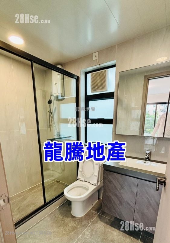 村屋 售盘 3 房 , 2 浴室