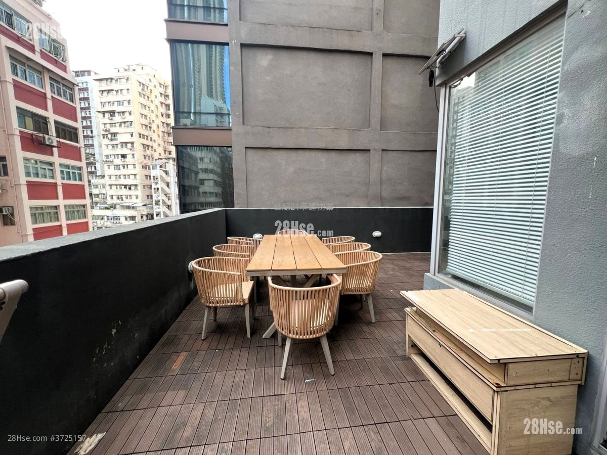 AVA62 租盘 开放式间隔 , 1 浴室 184 平方尺